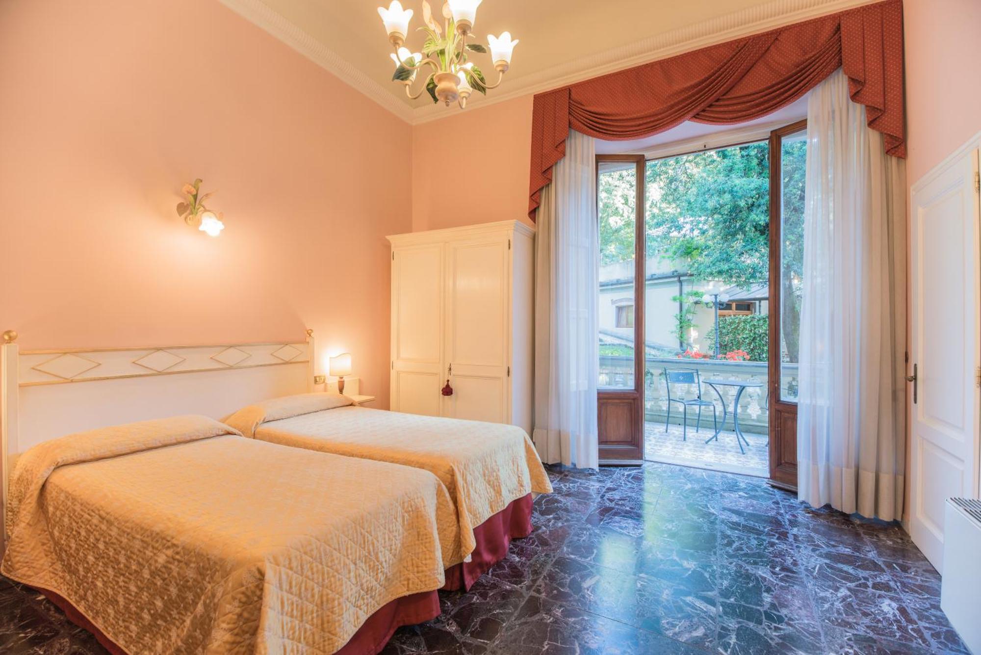 Residence Michelangiolo Florence Room photo
